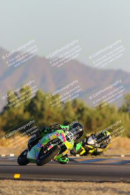 media/Nov-19-2023-CVMA (Sun) [[1f3d1b7ccb]]/Race 18 Supersport Middleweight/